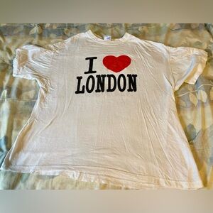 I <3 London (I love London) White Tourist T-shirt, England, Sightseeing, UK